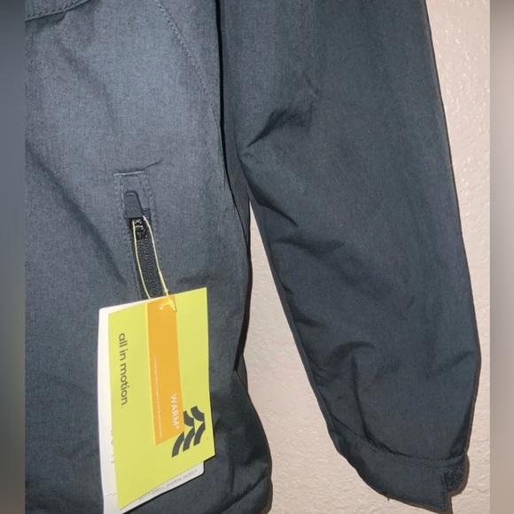 All in Motion GRAY Soft-shell Sherpa lined jacket wind/water resistant - Picture 4 of 6